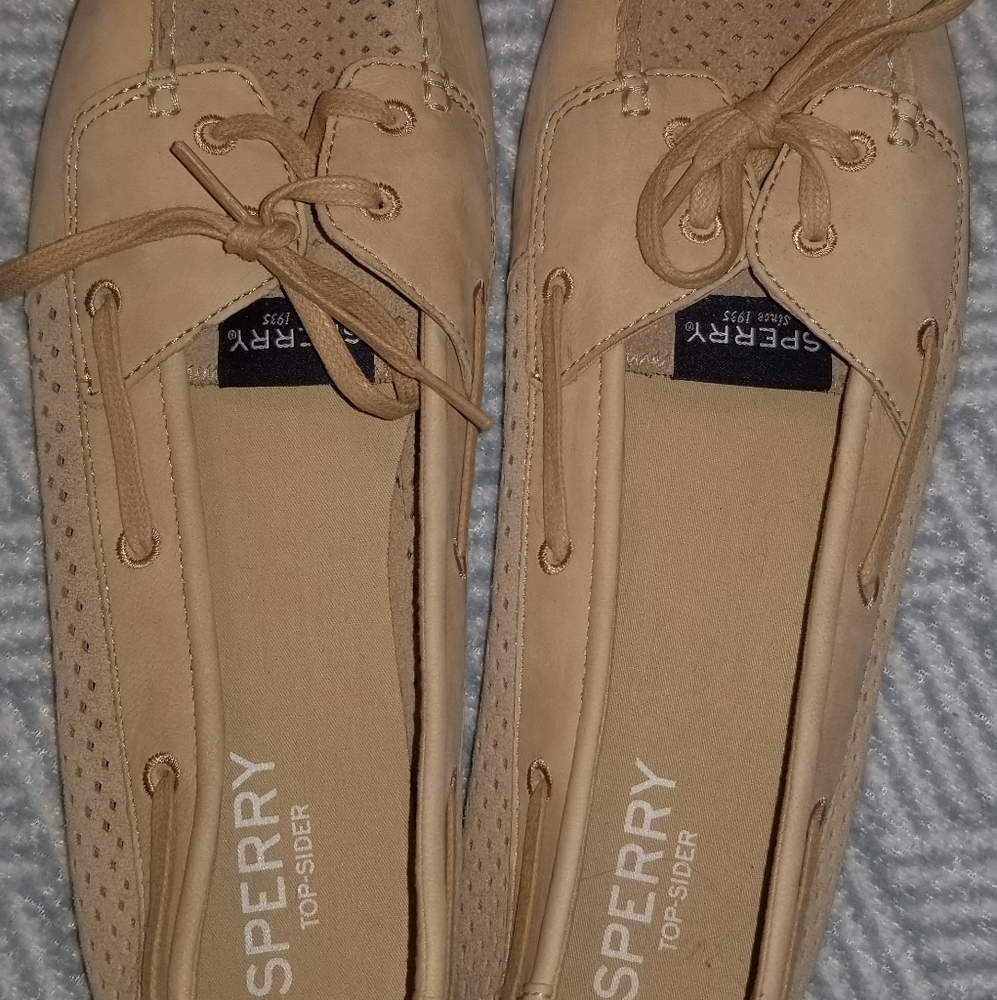 Sperry Topsiders
